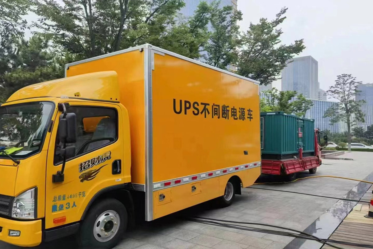 王屋镇发电机租赁施工现场